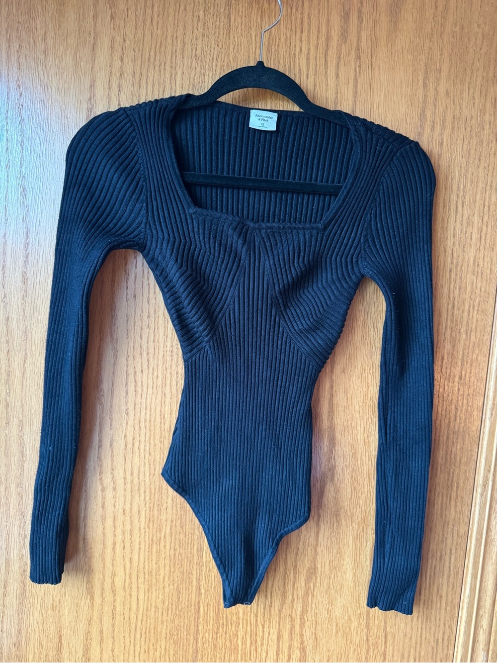 Abercrombie & Fitch Black Ribbed Long-Sleeve Bodysuit size XS